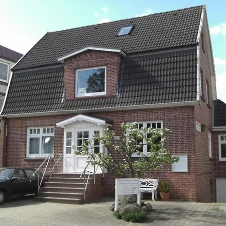 Cuxhaven-duhnen: Cozy Seaside Retreat For Two Cuxhaven